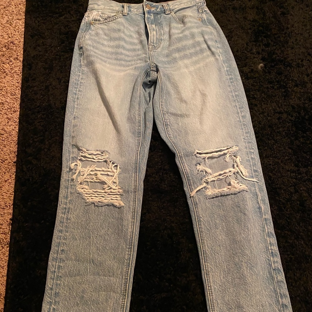 American Eagle Mom Jeans